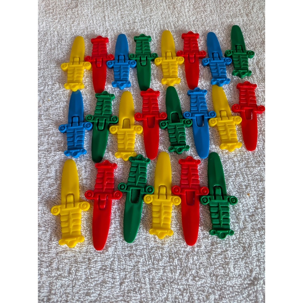Pop n Pirate Replacement Swords 20 Pieces Red Blue Yellow Green Tomy Game Parts